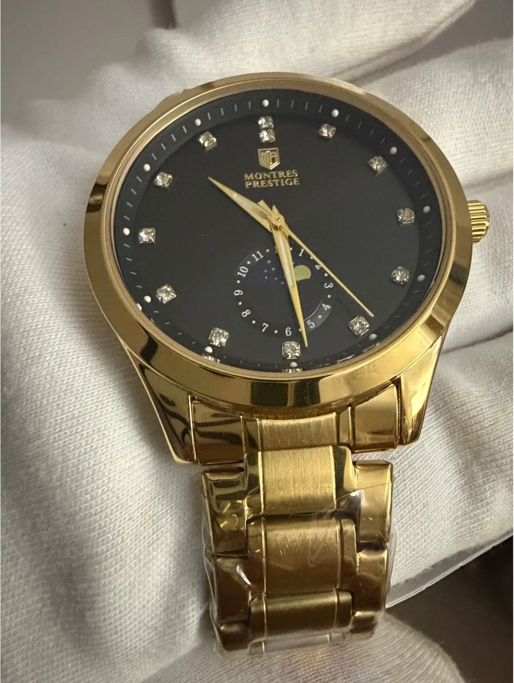 Montres Prestige by INVICTA Men's Gold Tone Wristwatch 42mm reg $200